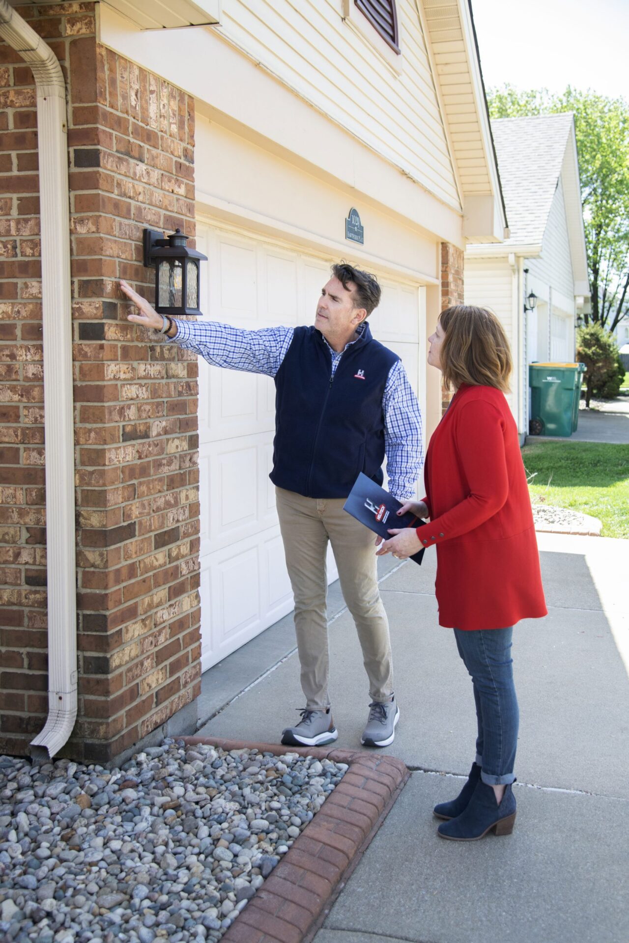 Helitech meeting with customer